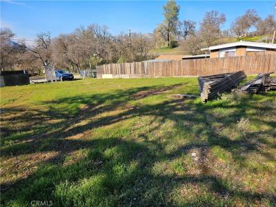 3688 Johnson Avenue, Clearlake, カリフォルニア 95422, アメリカ合衆国
