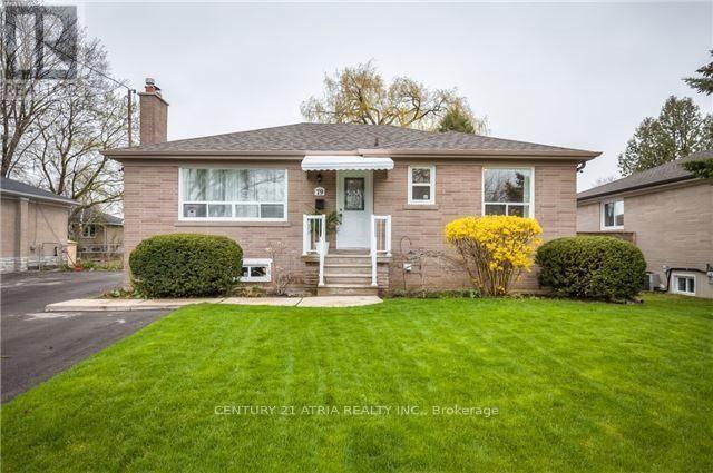 79 CARTIER CRESCENT, Richmond Hill (crosby), Ontario L4C 2N3, Canadá