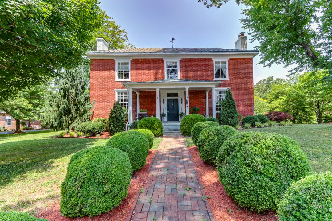 252 David Bruce Ave, Charlotte Court House, Wirginia 23923, USA