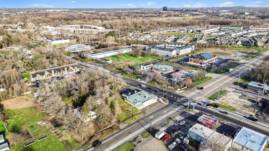 3992 Auburn RD, AuburnHills, Michigan 48326, Estados Unidos