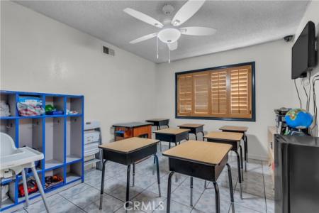 1324 E Turmont Street, Carson, California 90746, Estados Unidos