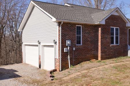 1335 Bumpus Mills Rd, Dover, Tennessee 37058