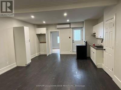 316-318 FRONT STREET, Belleville (belleville Ward), Ontario K8N 2Z2, Canada
