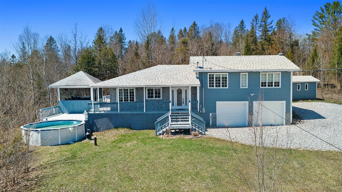 267  Ch. du Parc-Industriel, Bois-Franc, Quebec J9E 3A9, Canada