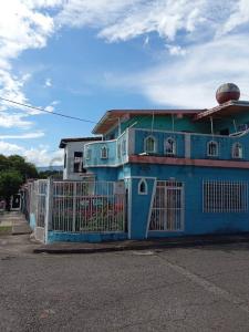 Calle 1, carrera 2, casa 1-71-17, Barrio sucre Casa 1-71-17, San Cristóbal, Táchira 5001, Venezuela