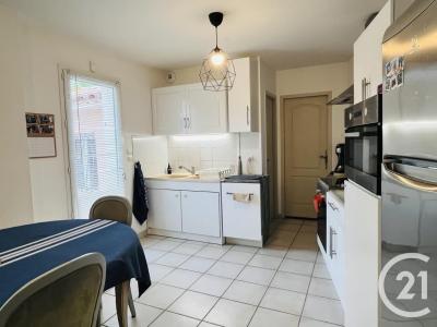 Salon De Provence, Provence-Alpes-Côte D'Azur 13300, Francia