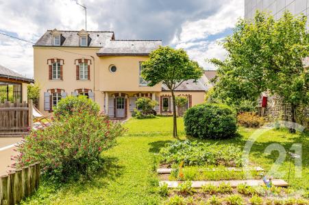 Laval, Pays De La Loire 53000, France