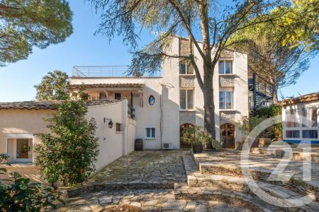 Nages Et Solorgues, Languedoc-Roussillon 30114, France