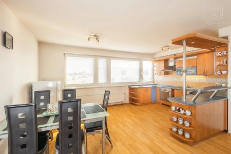 Kovářská, Jenštejn, Praha-východ 25073, República Checa