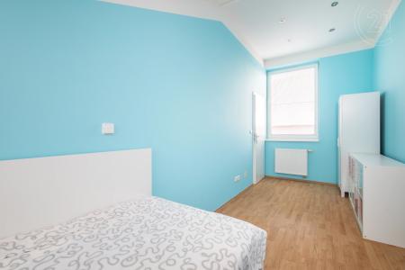 Kovářská, Jenštejn, Praha-východ 25073, República Checa