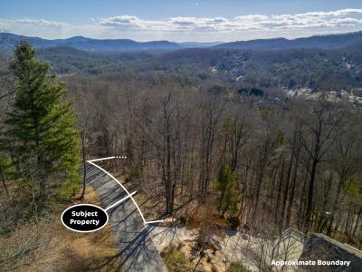 99999 Churchill Downs Drive, Fairview, Carolina Do Norte 28730, Estados Unidos