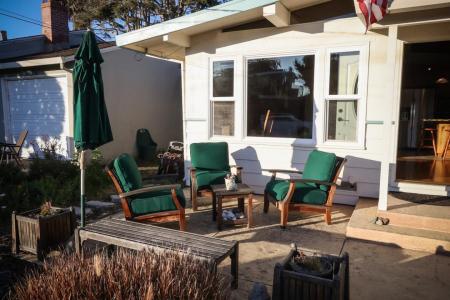 108 Santa Cruz Avenue, Aptos, California 95003, USA