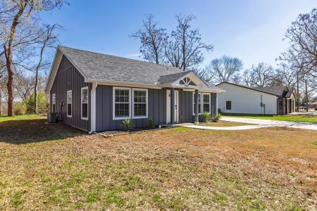1911 Goldsberry St, Nacogdoches, Texas 75961, USA