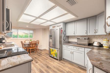 3729 Hugh Street, Port Orange, Florida 32129, USA