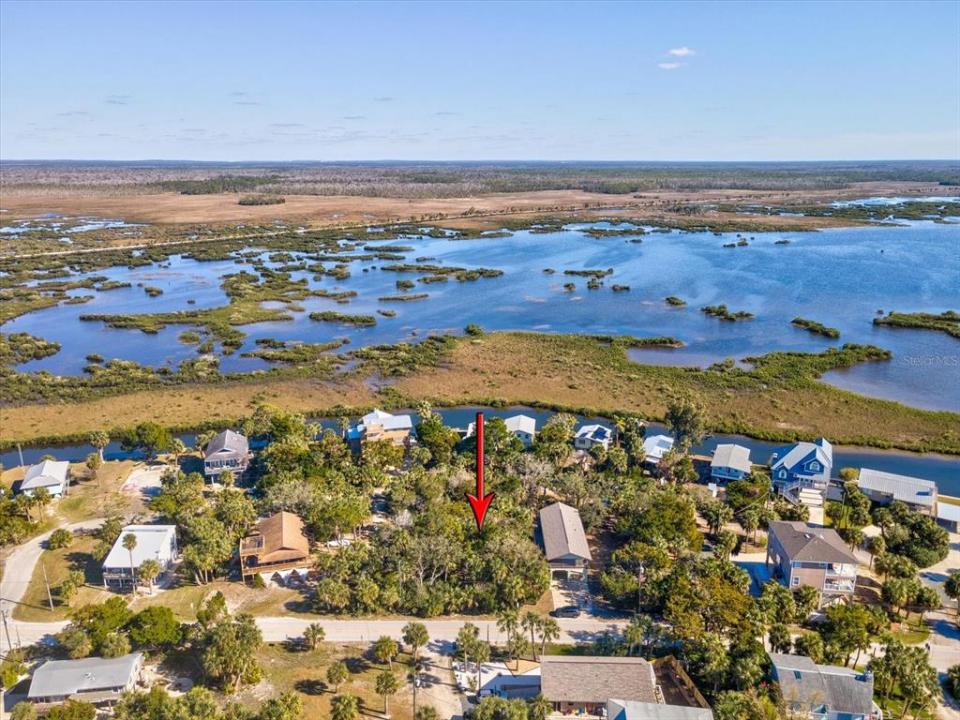 Lot 69 Pine Island Drive, Weeki Wachee, Floride 34607, États-Unis