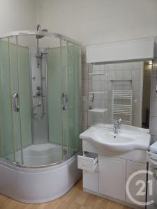 Laval, Kraj Loary 53000, Francja