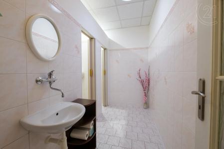 2, Krásný Dvůr, Louny 44101, Republika Czeska