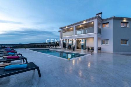 Bućinovi 116, Rogoznica, Šibensko-kninska Županija 22203, Croatia