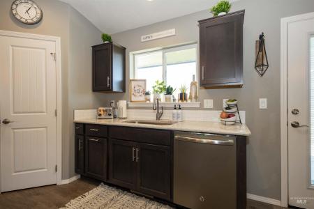 1724 Pioneer Drive, Lewiston, Idaho 83501