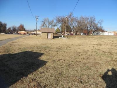 W Iowa Avenue, Chickasha, Оклахома 73018, Соединенные Штаты