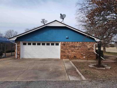 4554 County Street 2820, MARLOW, Oklahoma 73055, USA
