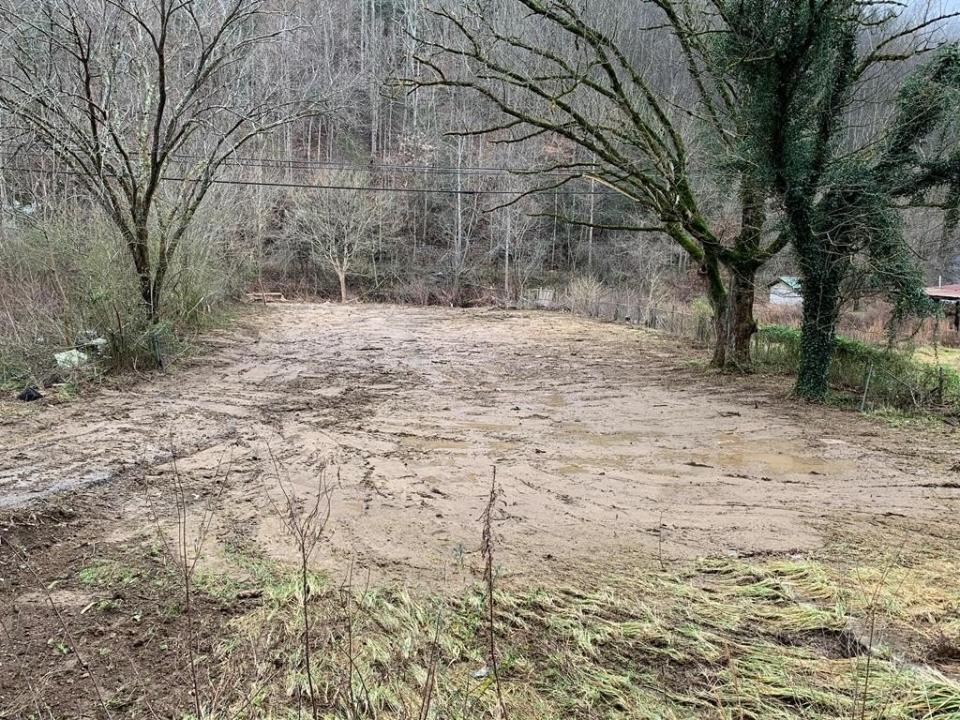 20114 Ky. Rt. 122, Bevinsville, Kentucky 41606, HOA KỲ