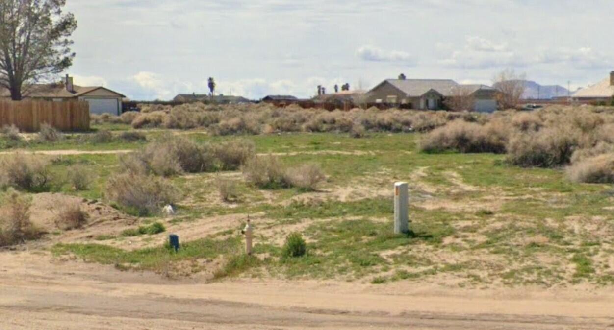 Poppy Blvd & Yerba Blvd APN 218-030-26, California City, קליפורניה 93505, ארצות הברית של אמריקה