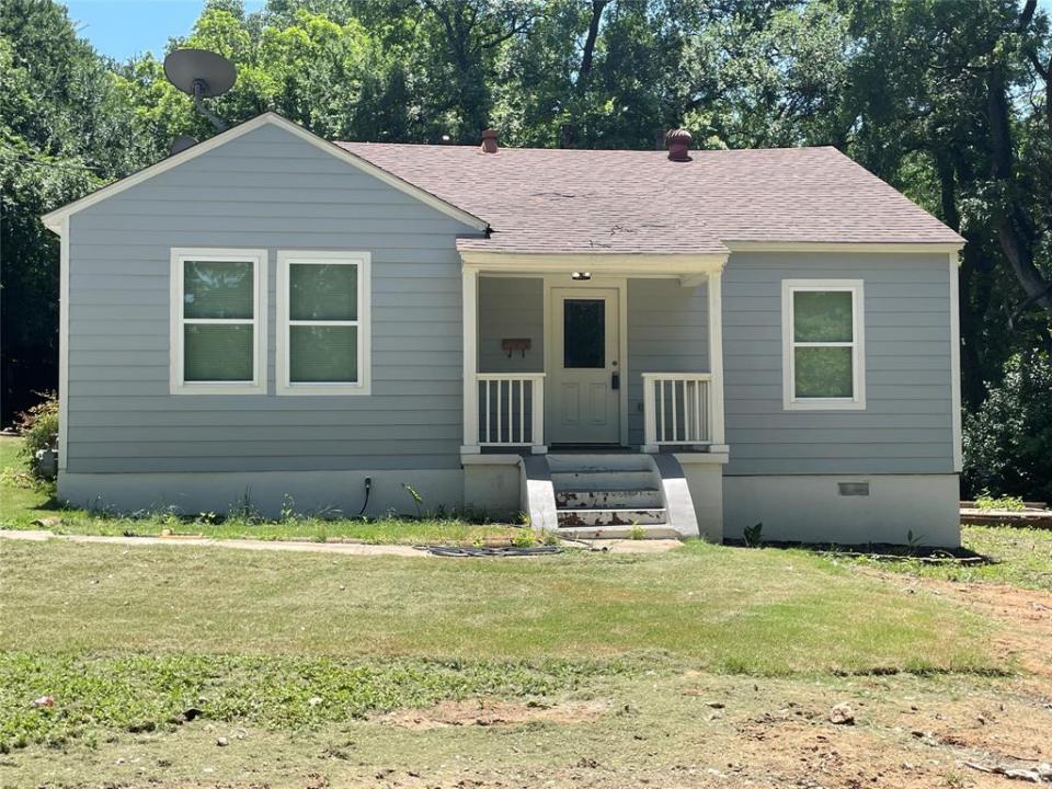 138 Whippoorwill Drive, Dallas, Texas 75224