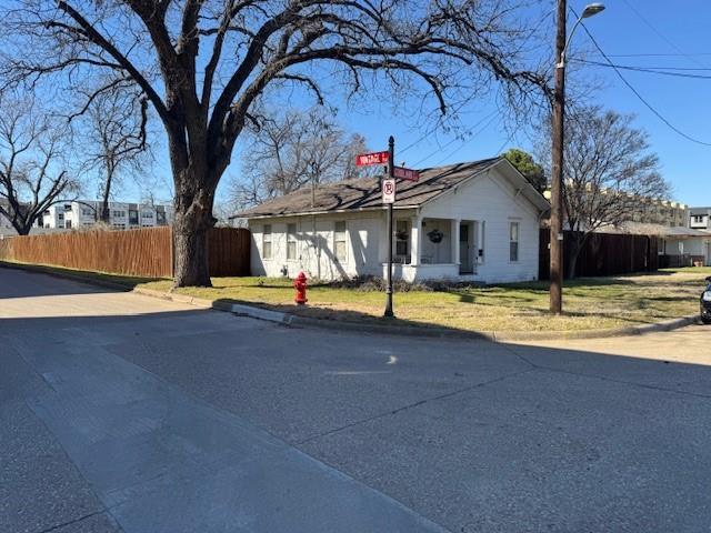 13305 Goodland Street, Farmers Branch, Texas 75234, États-Unis