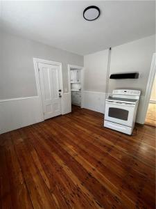 21 Dexter , 1, Woonsocket, RI 02895, USA