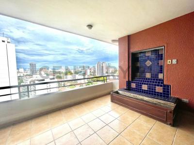 Edificio El Mirador de Equipetrol, Av. La Salle entre 2° y 3° anillo , Equipetrol, Santa Cruz 00001, ボリビア
