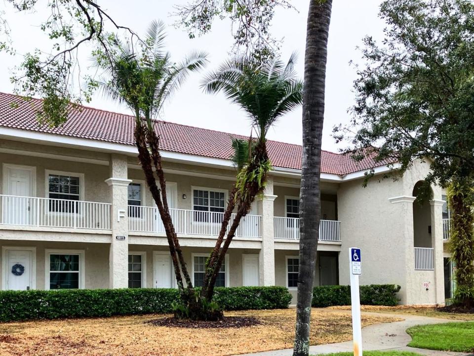 6815 DALI AVENUE F101, Land O Lakes, Florida 34637, Estados Unidos