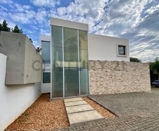 Eugenio A. Garay 141, Capiatá, Central 00001, Paraguay