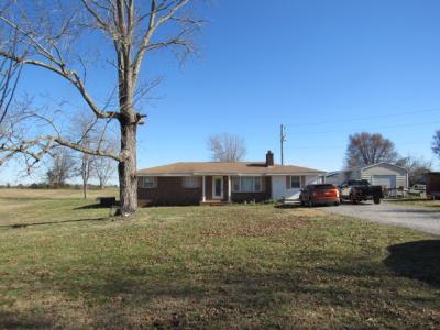 160 Little Egypt Rd., Tluscumbia, Alabama 35674, USA
