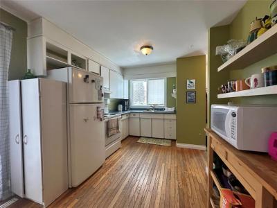 385 DUFFERIN STREET, The Pas, Manitoba R9A 1K2, Canada