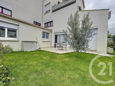 Combs La Ville, Isla De Francia 77380, Francia