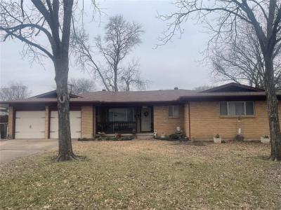 6749 Cylinda Sue Circle, North Richland Hills, טקסס 76180, ארצות הברית של אמריקה