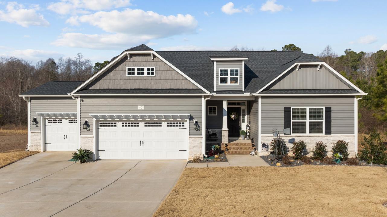 40 Cinnamon Teal Way, Youngsville, Carolina Do Norte 27596, Estados Unidos