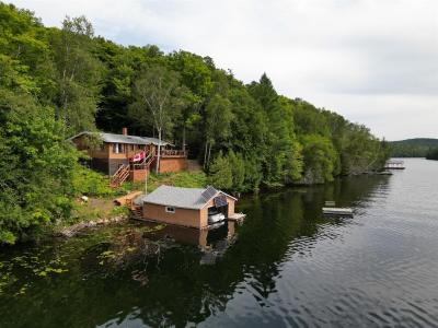 3074  Lac-des-Écorces, Barkmere, Quebec J0T 1A0, Canada