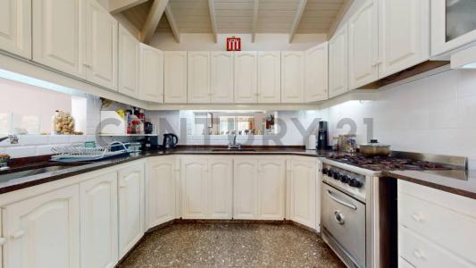 69 e/ 16 y 17 1076, La Plata, GBA Sur 1900, Argentina