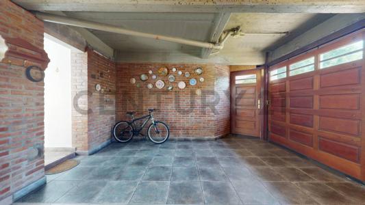 69 e/ 16 y 17 1076, La Plata, GBA Sur 1900, Argentina