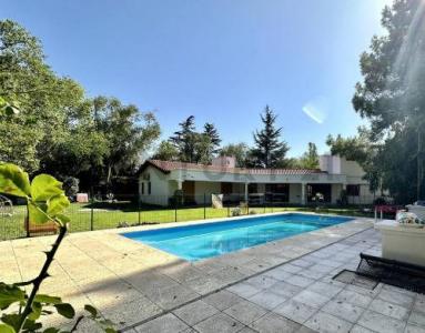Pueyrredón 867 867, Chacras De Coria, Mendoza 5505, Argentina