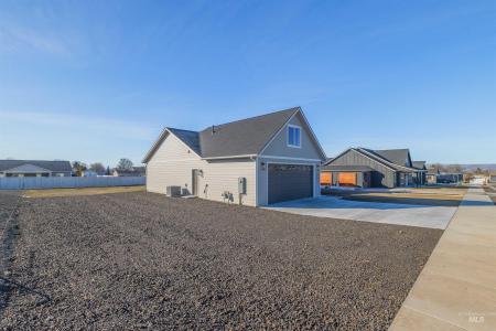 3728 Skyview Drive, Lewiston, Idaho 83501-0121