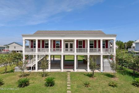 500 Fell Street, Waveland, Mississippi 39576, USA