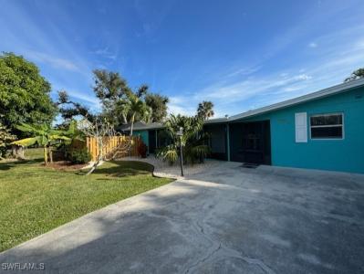 2660 Date Street, St James City, Florida 33956, USA