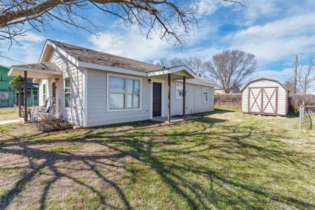 314 Capricorn Drive, Granbury, Texas 76049, USA
