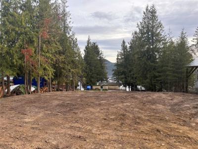 5258 MEADOW CREEK CRESCENT, Celista, Colombie-Britannique V0E 1M6, Canada
