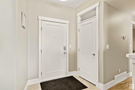 5201 BROUGHAM DRIVE, Drayton Valley, Alberta T7A 0C8, Canada
