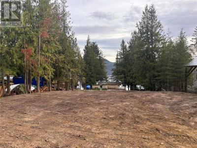 5258 MEADOW CREEK CRESCENT, Celista, Colombie-Britannique V0E 1M6, Canada