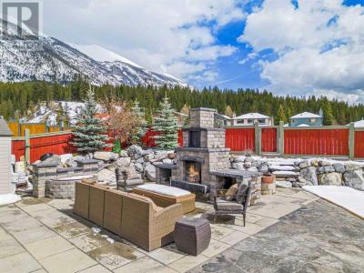 1 EAGLE LANDING, Canmore, Alberta T1W 2Y1, Canadá